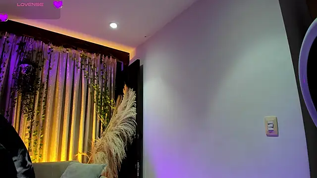 AlondraSoomer online show from 26, 5, 2026