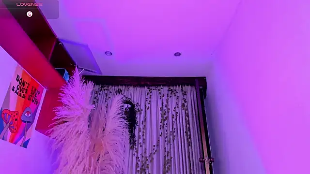 AlondraSoomer online show from 1, 6, 2026