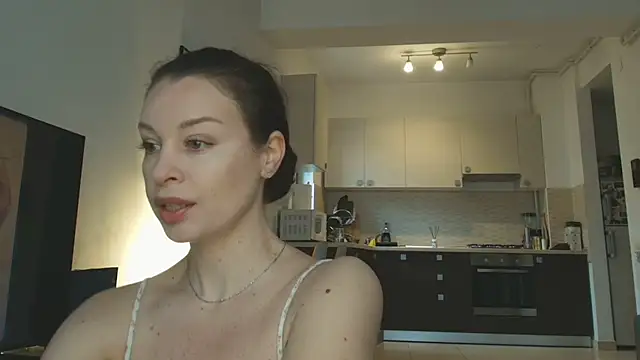 IreneBlue  online show from 2, 4, 2026