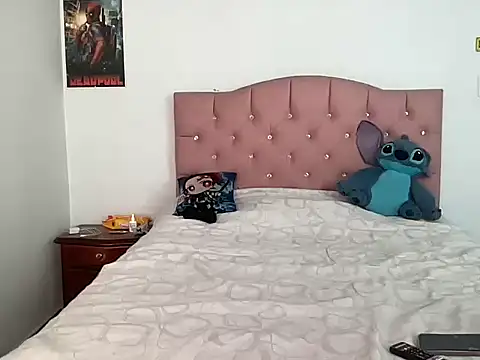 sakuraluna  online show from 17, 3, 2026