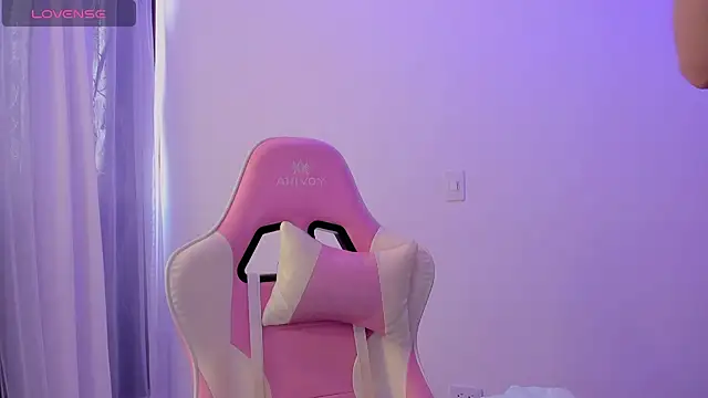 KittyFeet1 online show from 28, 4, 2026