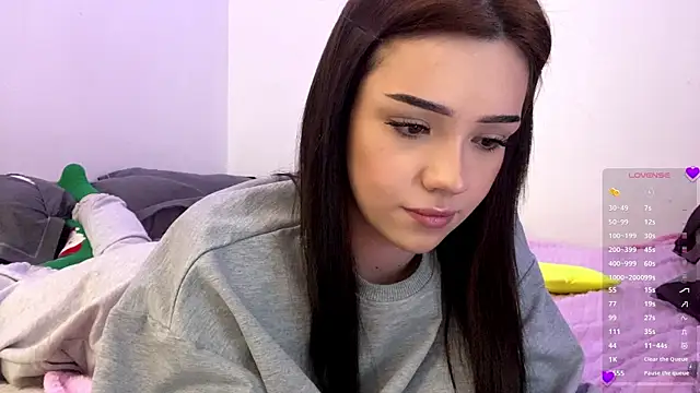 BeckyAurielle online show from 10, 4, 2026