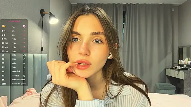 Veluxe online show from 17, 5, 2026
