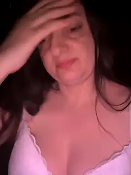 candybutterfly86 online show from 17, 3, 2026