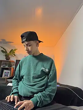 SebastianReed  online show from 18, 4, 2026