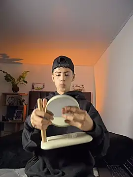 SebastianReed  online show from 3, 4, 2026