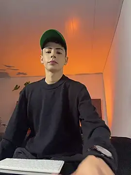 SebastianReed  online show from 29, 5, 2026