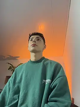 SebastianReed  online show from 30, 4, 2026