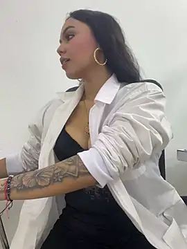 daniela-sexy online show from 6, 4, 2026