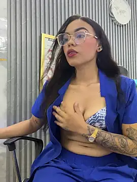 daniela-sexy online show from 7, 5, 2026