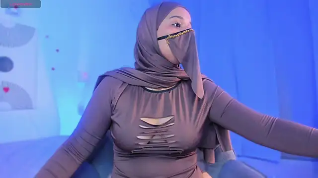 Aminaa Kaarim online show from 30, 6, 2026