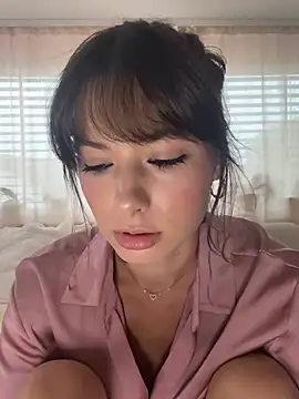 xsugarbabe online show from 2, 6, 2026