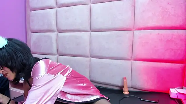 Lilit Starr online show from 9, 4, 2026