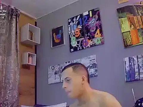 Snapshot of Enzoo98_ chatting on 6, 8, 2026 Enzoo98 online show from 6, 8, 2026