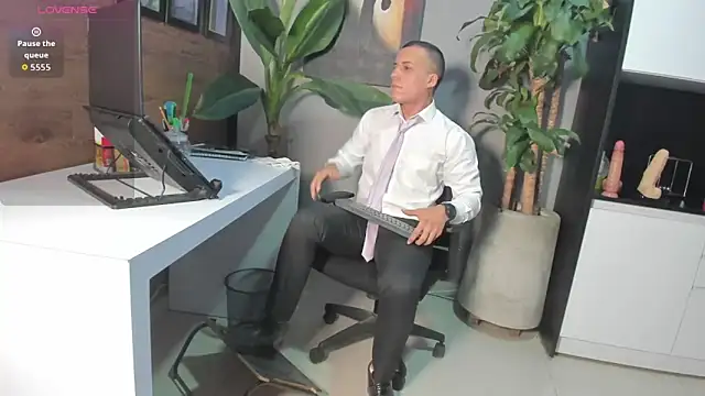 Enzoo98  online show from 1, 5, 2026