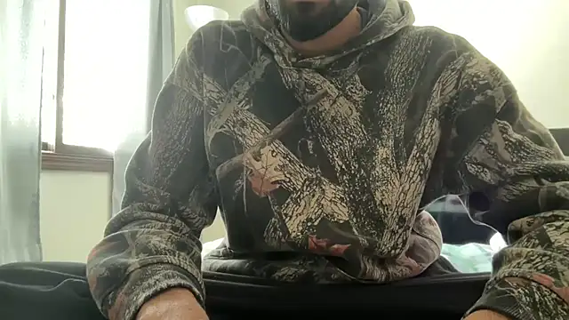 Snapshot of theuglyindianguy chatting on 16, 3, 2026 theuglyindianguy online show from 16, 3, 2026