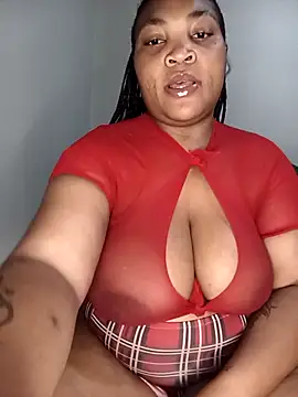 BeverlyQueen15 online show from 19, 4, 2026