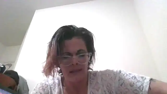 kitty-kitten82 online show from 24, 3, 2026