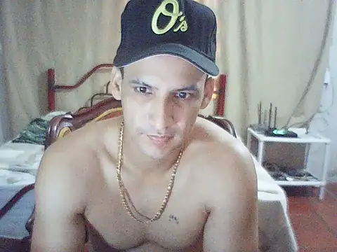 Snapshot of vortexX2565 chatting on 13, 6, 2026 vortexX2565 online show from 13, 6, 2026