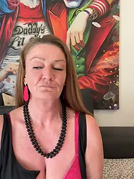 Milf-Gabi online show from 13, 4, 2026