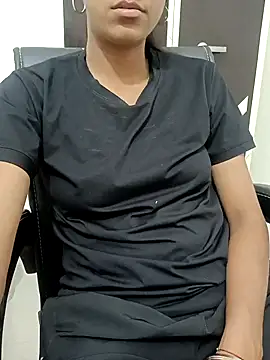 Snapshot of aushi_rajput chatting on 1, 4, 2026 aushi rajput online show from 1, 4, 2026