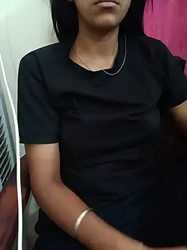 Snapshot of aushi_rajput chatting on 12, 5, 2026 aushi rajput online show from 12, 5, 2026