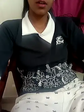 Snapshot of aushi_rajput chatting on 21, 4, 2026 aushi rajput online show from 21, 4, 2026