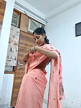 Pari lovers online show from 4, 4, 2026