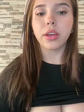 lunacandy 0 online show from 7, 4, 2026