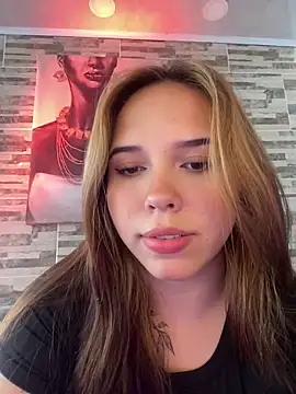 Snapshot of lunacandy_0 chatting on 20, 5, 2026 lunacandy 0 online show from 20, 5, 2026