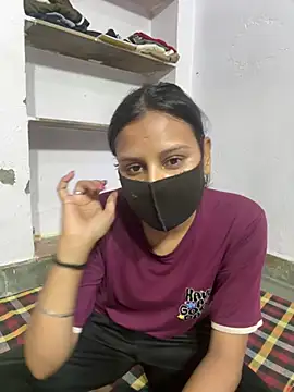 Sex queen aavaya online show from 1, 4, 2026