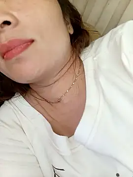 Sury sexyy online show from 20, 5, 2026