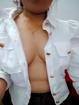 Sury sexyy online show from 28, 3, 2026