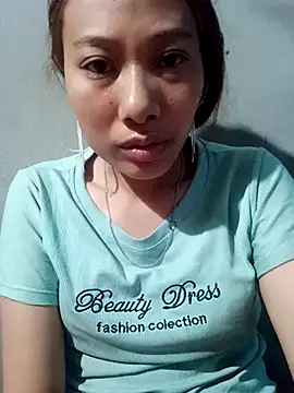 Snapshot of Leiley_98 chatting on 10, 5, 2026 Leiley 98 online show from 10, 5, 2026