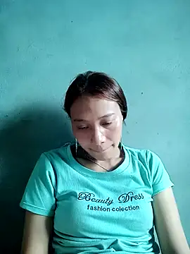 Snapshot of Leiley_98 chatting on 28, 5, 2026 Leiley 98 online show from 28, 5, 2026