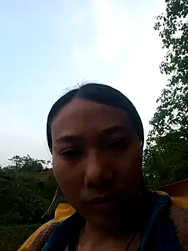 Snapshot of Leiley_98 chatting on 16, 3, 2026 Leiley 98 online show from 16, 3, 2026