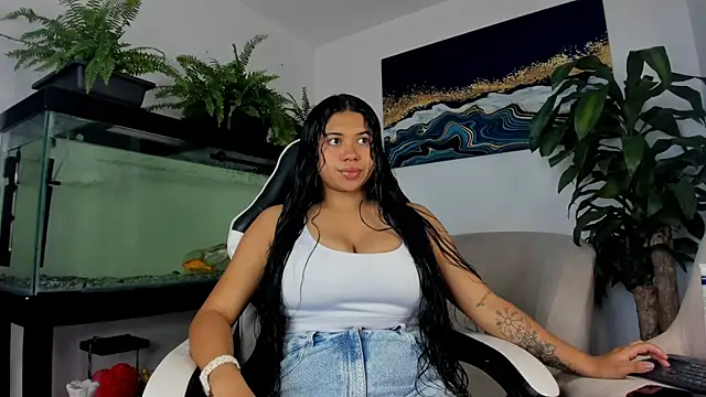 Snapshot of lia_lovelly01 chatting on 14, 7, 2026 lia lovelly01 online show from 14, 7, 2026