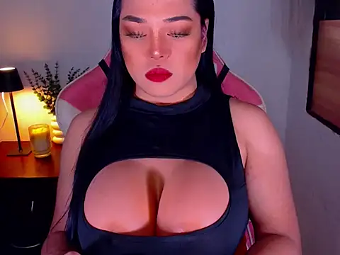 Zandralopez online show from 24, 3, 2026