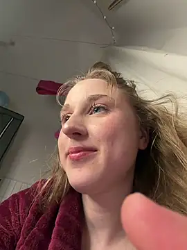 bimboiiii online show from 25, 3, 2026