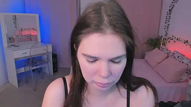 MillyBrown  online show from 28, 5, 2026