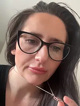 Siren  xxx online show from 25, 3, 2026