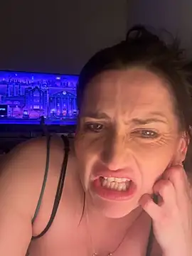 Siren  xxx online show from 18, 3, 2026