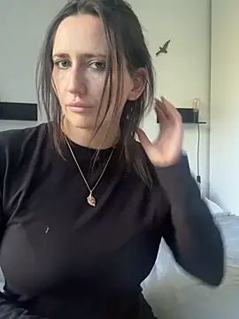 Siren  xxx online show from 2, 5, 2026