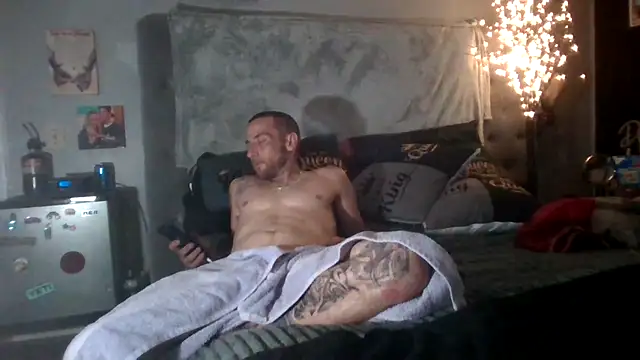 Snapshot of Envyussfantasy chatting on 5, 5, 2026 Envyussfantasy online show from 5, 5, 2026