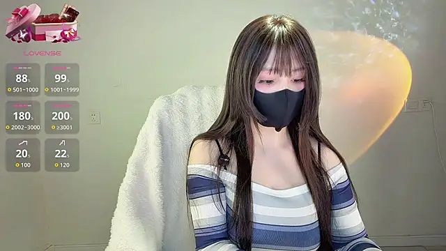 Snapshot of yueyue-7777 chatting on 12, 4, 2026 yueyue-7777 online show from 12, 4, 2026