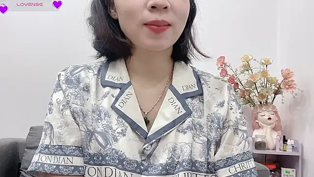 Ryo-Jisoo online show from 22, 6, 2026