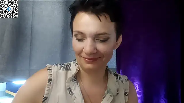 Snapshot of HotMamaQueen234 chatting on 19, 7, 2026 HotMamaQueen234 online show from 19, 7, 2026