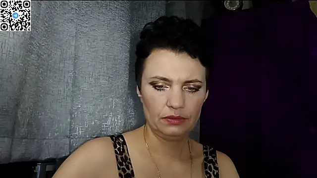 HotMamaQueen234 online show from 7, 5, 2026