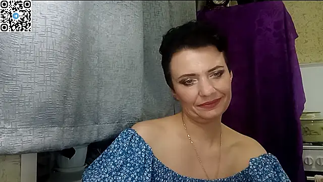 HotMamaQueen234 online show from 30, 4, 2026
