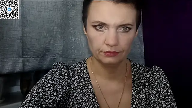 HotMamaQueen234 online show from 9, 5, 2026